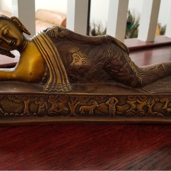 Elegant Brown Reclining Buddha Statue brass metal - Picture 4 of 6